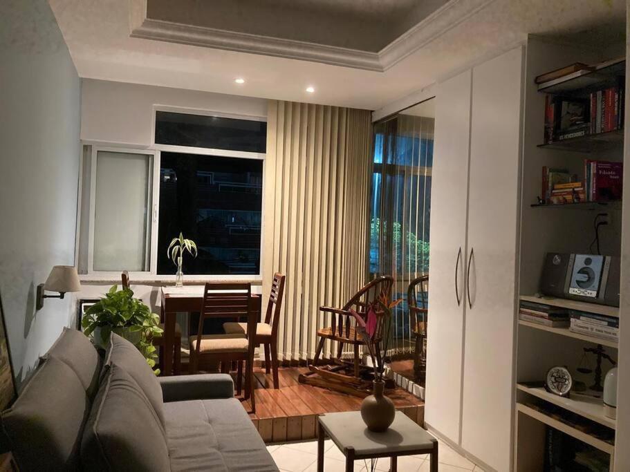 Apartamento Loft Praiano - Vista Mar - Pet Friendly Rio de Janeiro